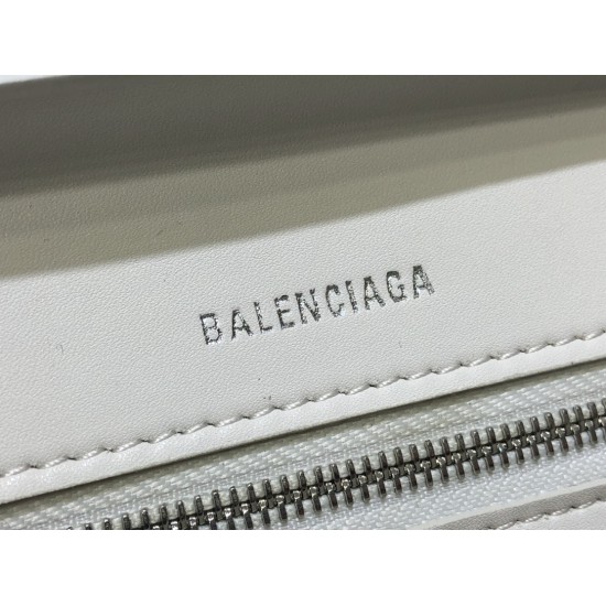 Balenciaga  D886800