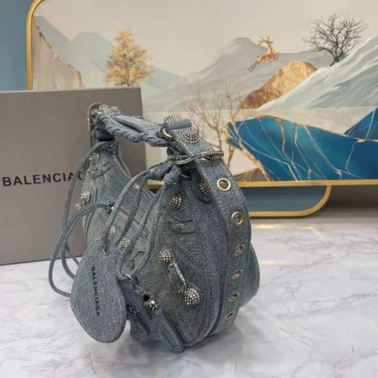 Balenciaga D886850