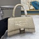 BalenciagaD886700