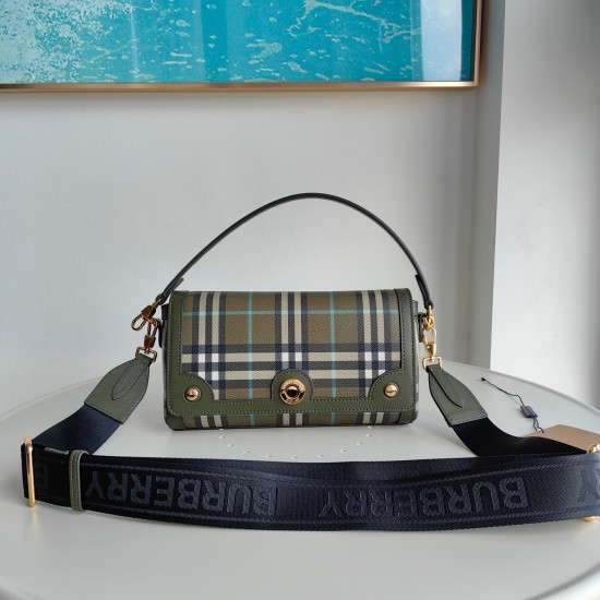 Burberry D886500