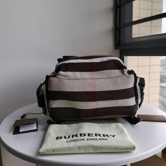 Burberry D886550