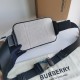 Burberry D886350