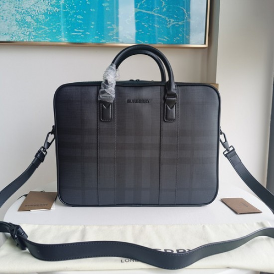 Burberry D886550