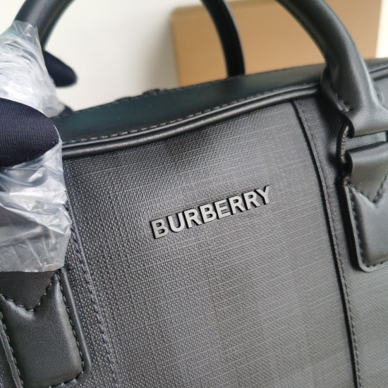 Burberry D886550