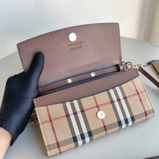 Burberry D886360