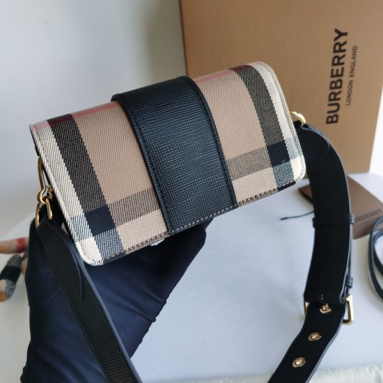 Burberry D886500