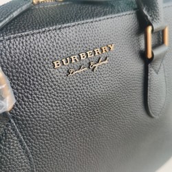 Burberry D886580