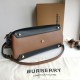 Burberry  D886600