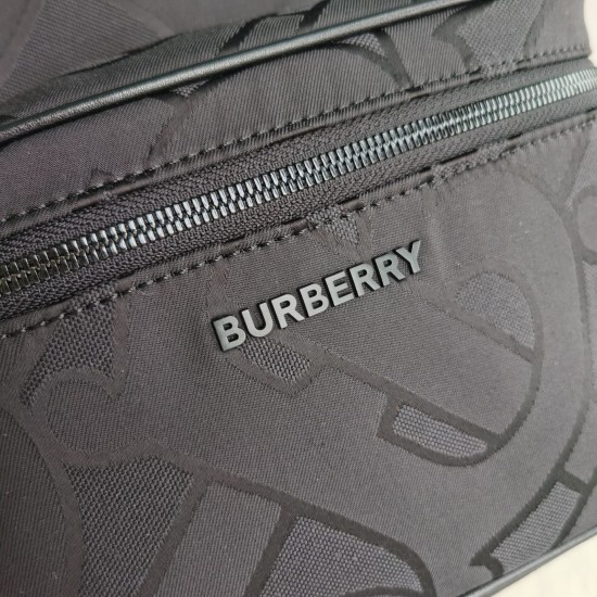 Burberry D886550