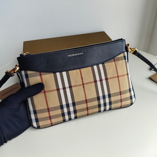 Burberry D886330