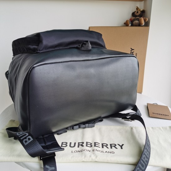 Burberry D886550