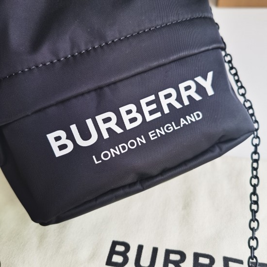 Burberry D886300