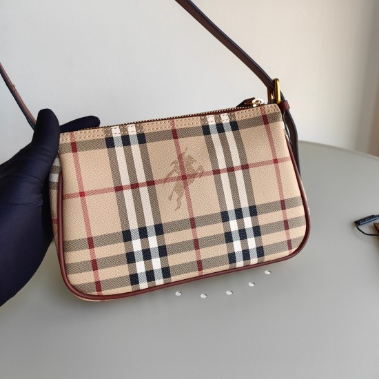 Burberry D886280