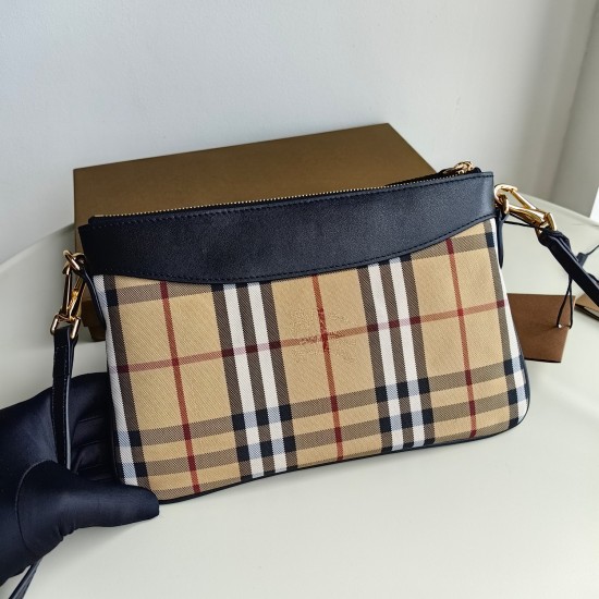 Burberry D886330