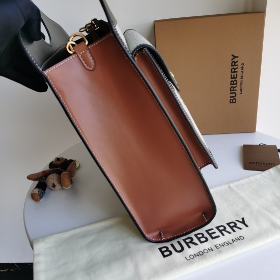 Burberry  D886650