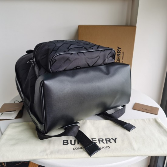 Burberry D886550