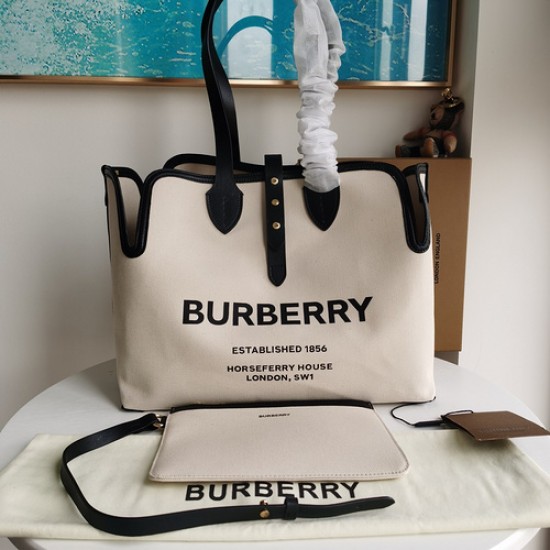 Burberry D886550