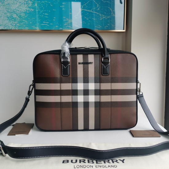 Burberry D886550