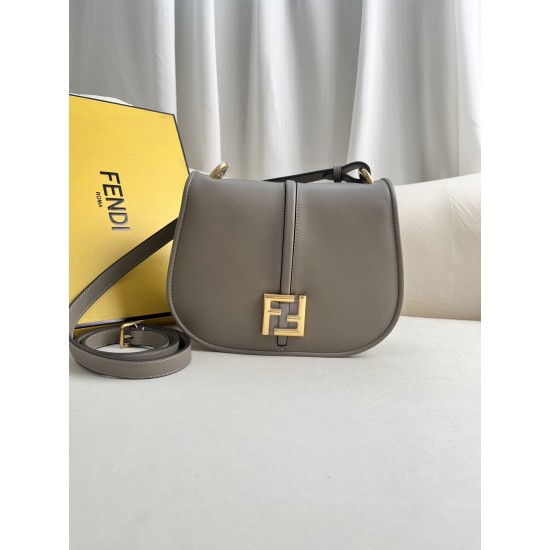 FENDI  D886700