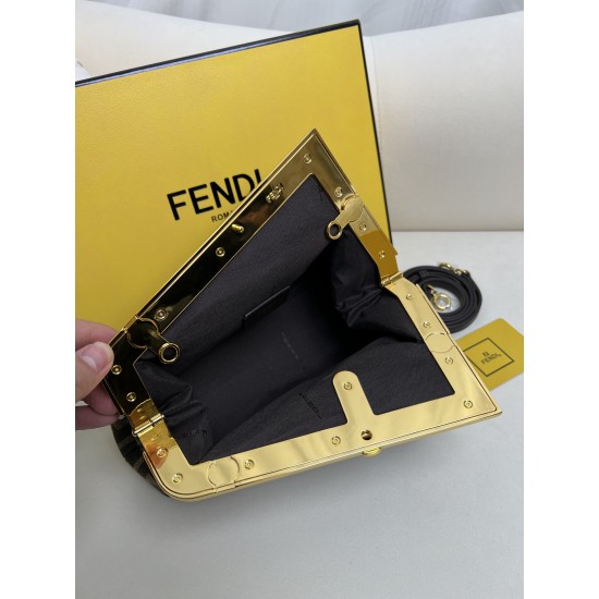 FENDI D886460