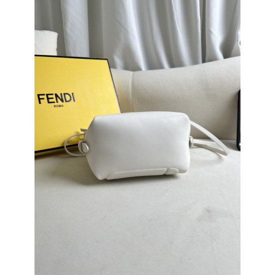 FENDI D886650