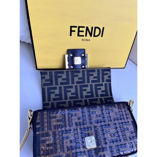 FENDI D886520