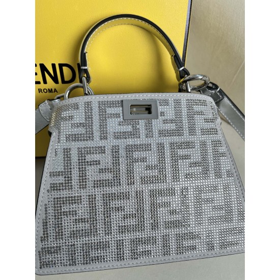 FENDI D886720