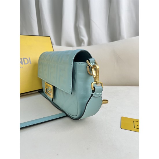 FENDI D886650