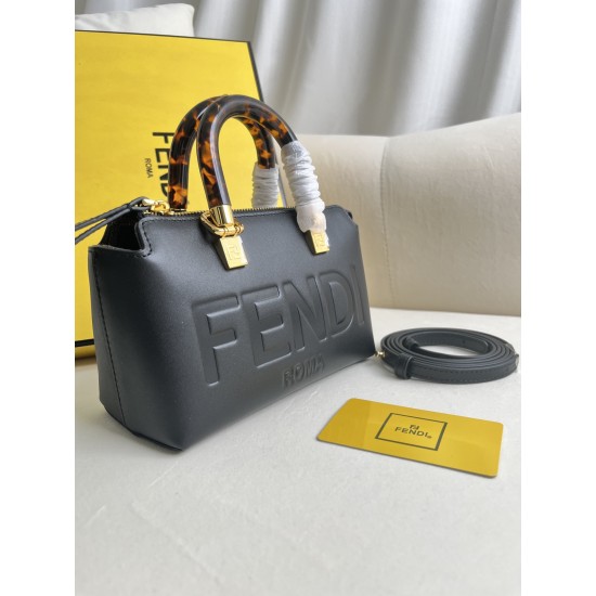 FENDI D886520