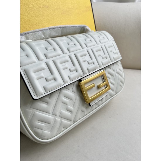 FENDI D886600