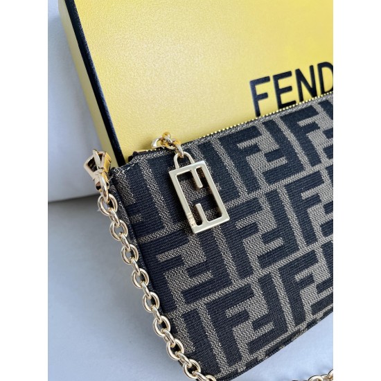 FENDI D886380