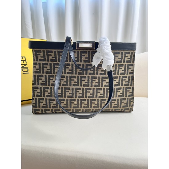 FENDI  D886650