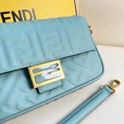 FENDI D886650