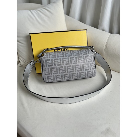 FENDI D886680