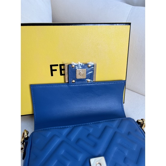 FENDI D886550