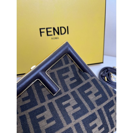 FENDI D886460