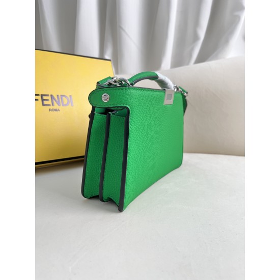 FENDI D886650