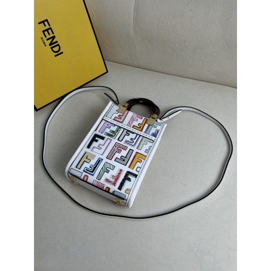 FENDI D886520