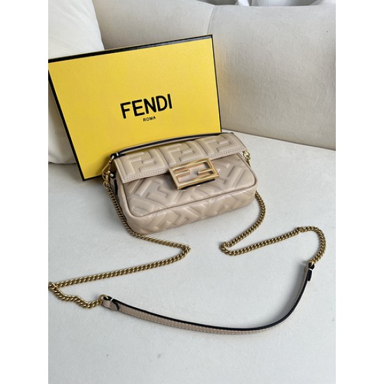 FENDI D886550