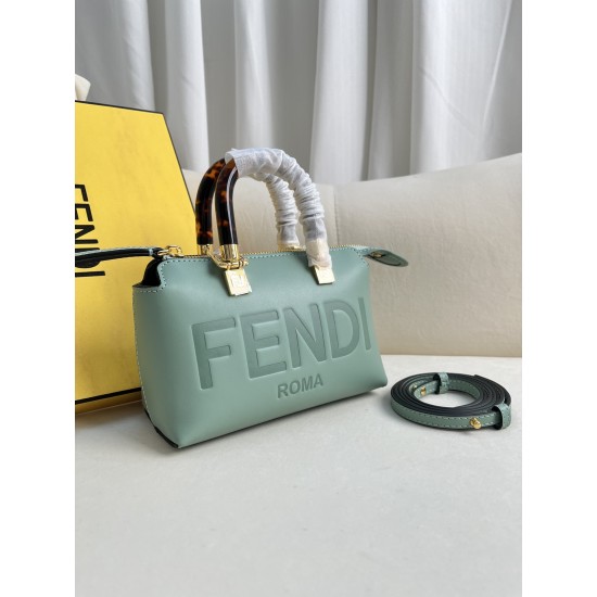 FENDI D886520