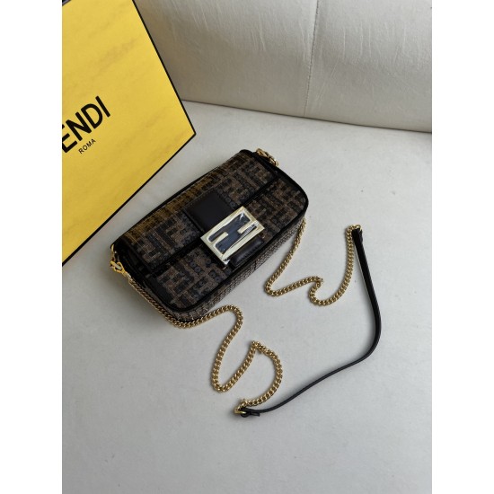 FENDI D886520