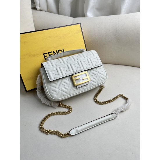 FENDI D886600