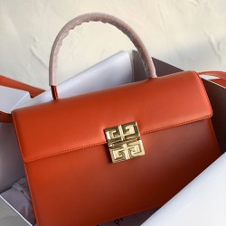 Givenchy D886800