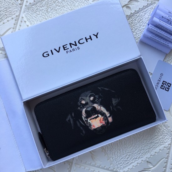 Givenchy  D886130