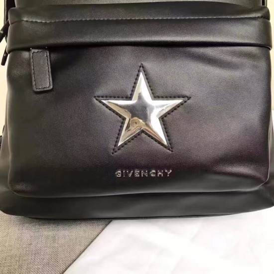 Givenchy D886420