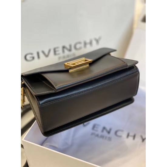 Givenchy  D886750