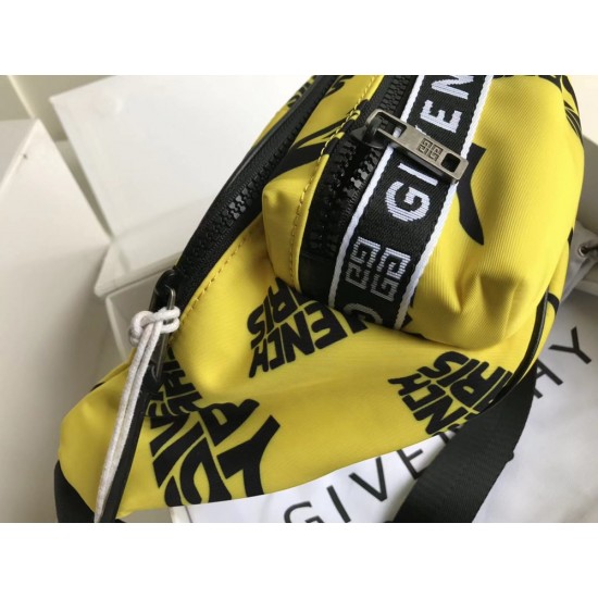 Givenchy D886160