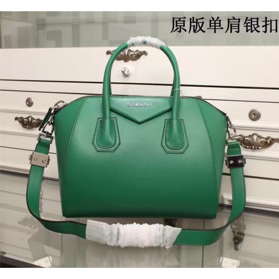 Givenchy D886270