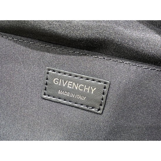 Givenchy D886320