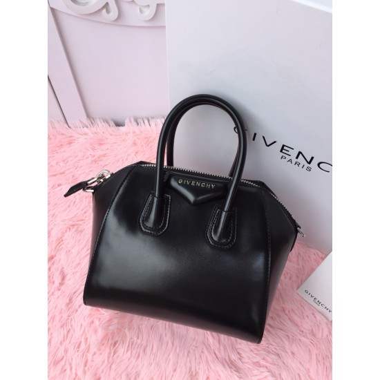 Givenchy D886400